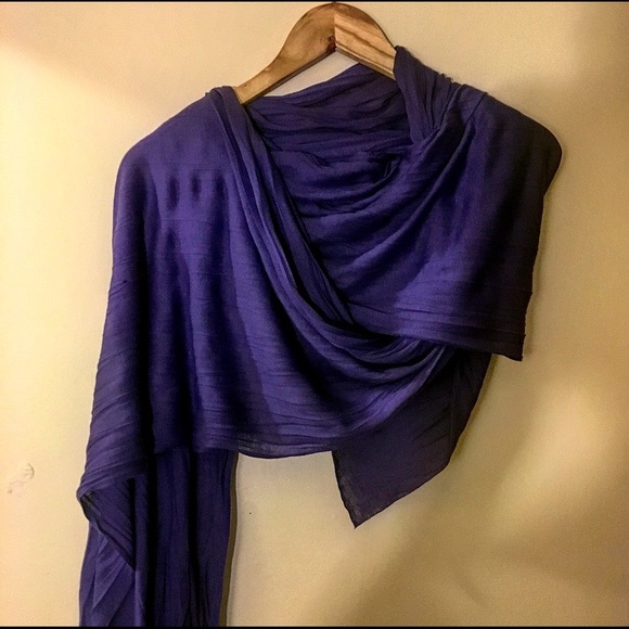 CHARMING CHARLIE Multiple Fashionable Scarves - Picture 6 of 6